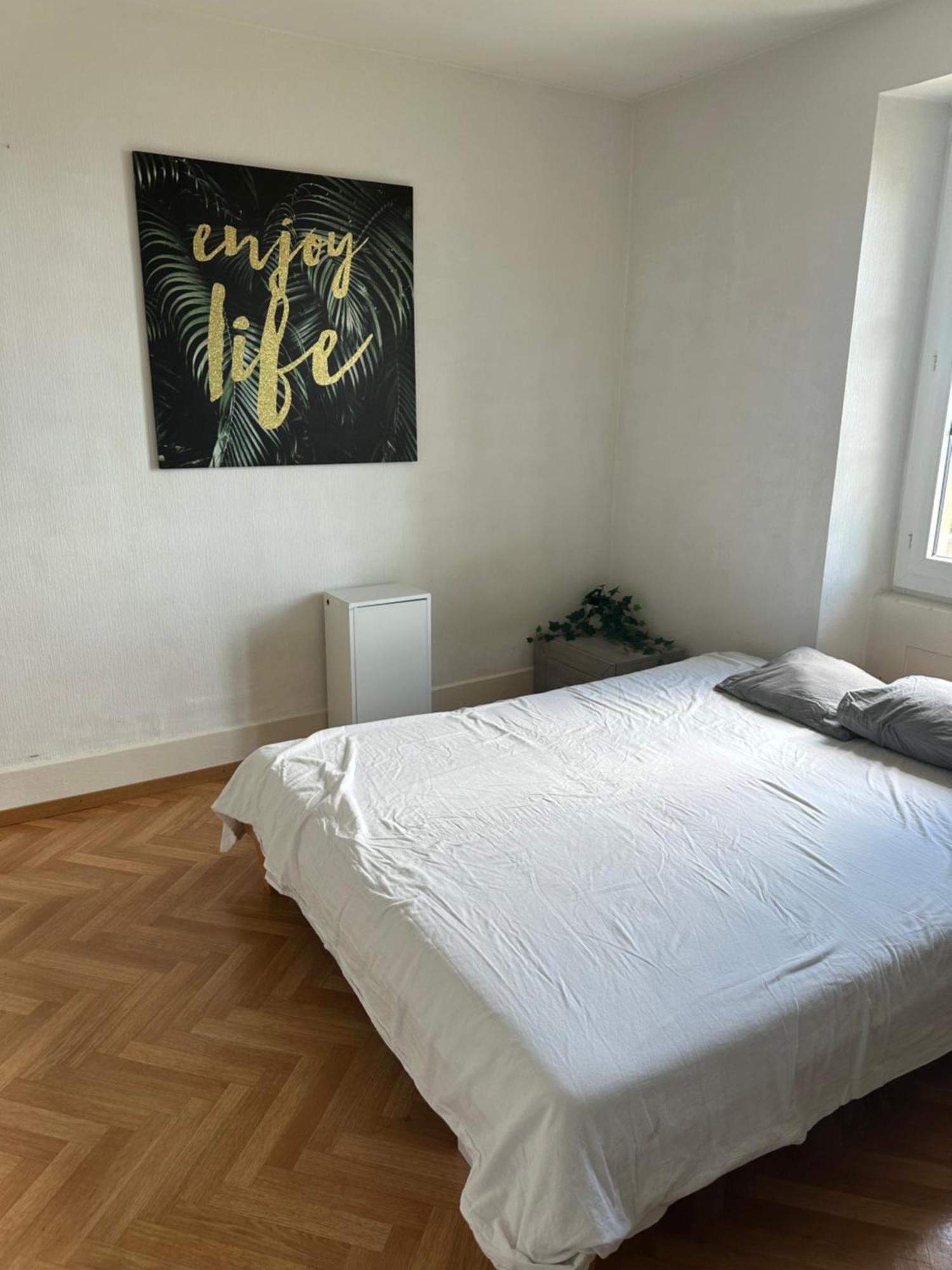 Appt Port Lac Лозана Екстериор снимка
